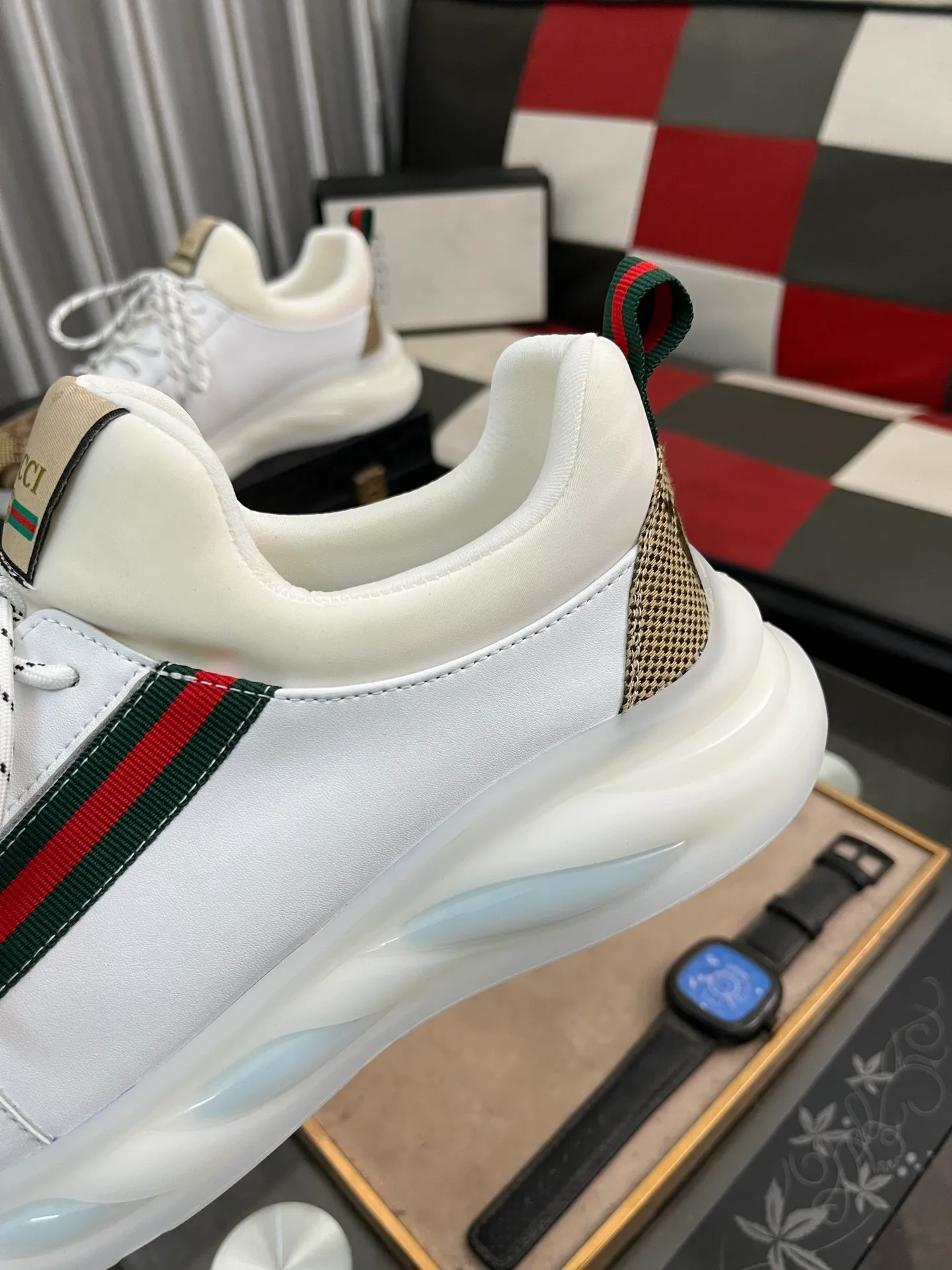 Men's shoes 💰440⌚️⌚️[GUCCI] The latest trendy men's casual shoes, the fabric is made of embossed cowhide imported from Italy, comfortable sheepskin lining + feet, the original outsole is wear-resistant and non-slip, high-level version, size: 38-442️⃣Colors available